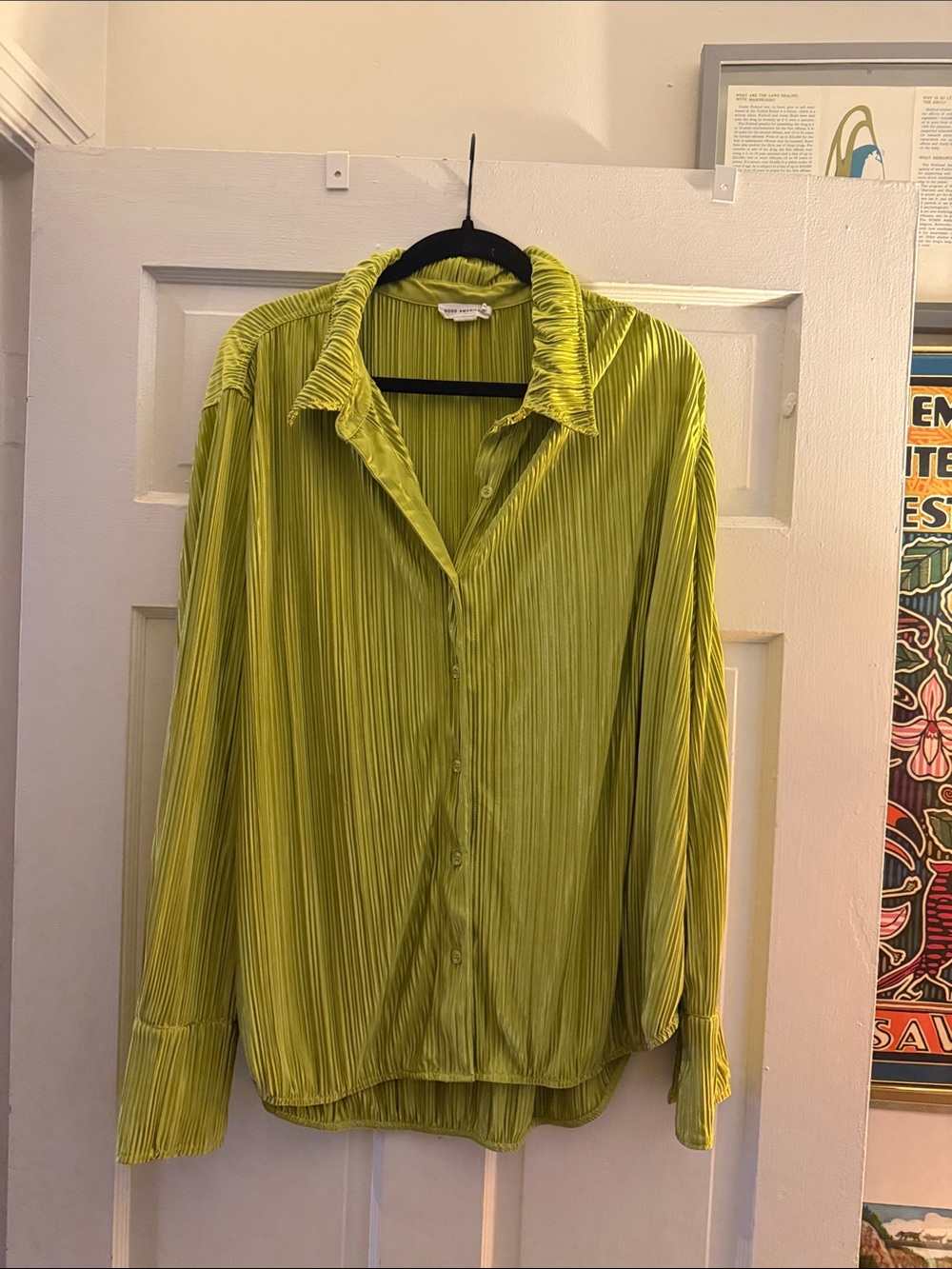 Good American Lime Green Pleated Long Sleeve button down shirt